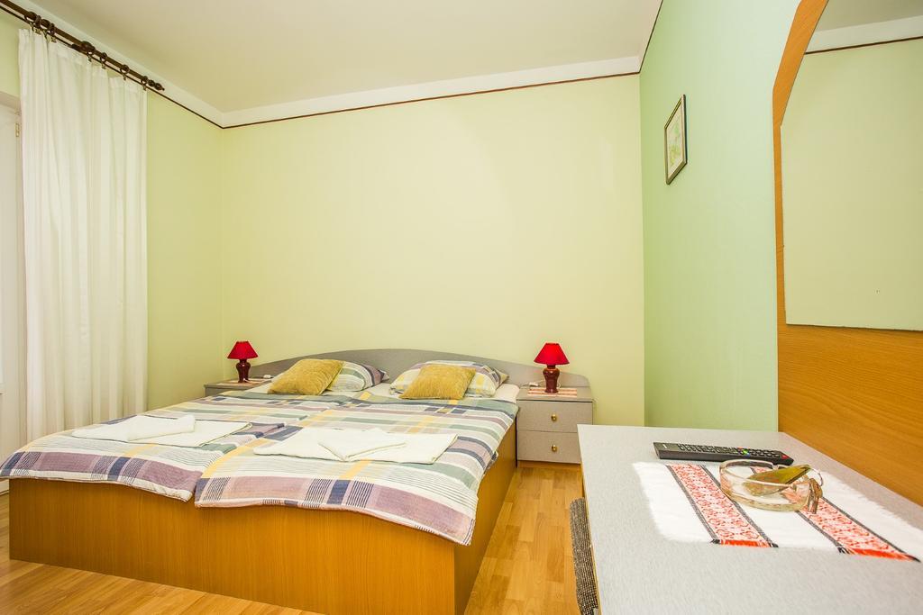Villa Padova Rab Town Exterior photo