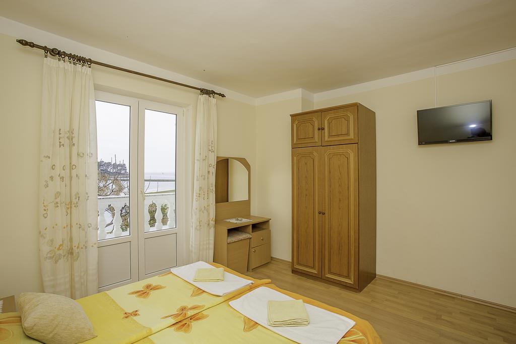 Villa Padova Rab Town Exterior photo